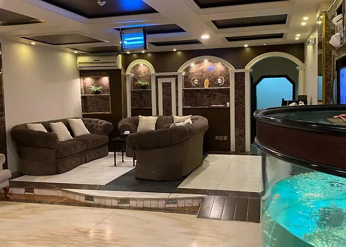 Al Fanar Al Alamaya 3- Hay\'Aa Malakeya Entrance